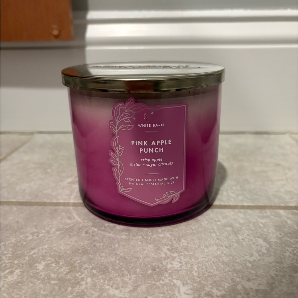 White Barn Pink Apple Punch Scented Candle